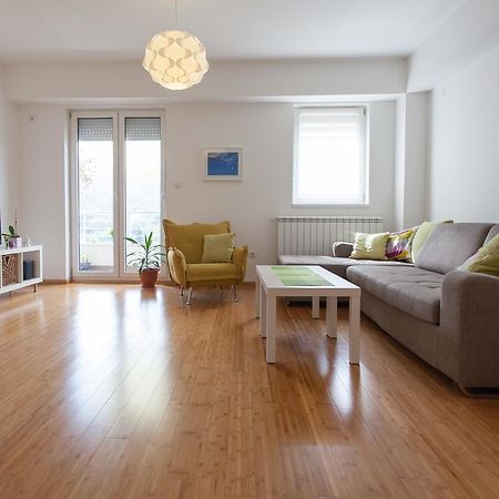 Apartment سكوبجي الغرفة الصورة